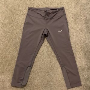 NWOT Nike Dri-fit Gray Leggings in Medium